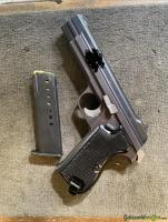 SIG-Sauer SIG P210 9x19mm Parabellum/Luger/NATO