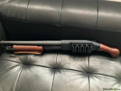 Mossberg 590 Nightstick