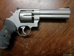 Smith & Wesson 625-2  .45 ACP