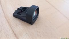 2 diverses Zubehör, Unity, Aimpoint, Arisaka, Shield, Modlite, Acheron usw.