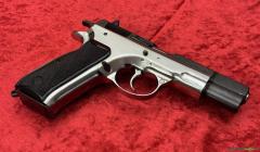 CZ | Ceska Zbrojovka Uhersky Brod 75