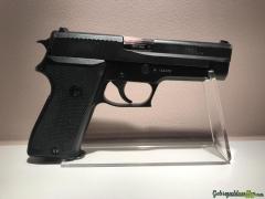 Waffenständer für Revolver und Pistolen