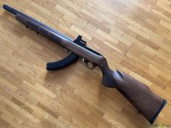 Ruger 10/22 .22 Long Rifle mit Boyd Gunstocks schaft + FJ Feddersen lauf