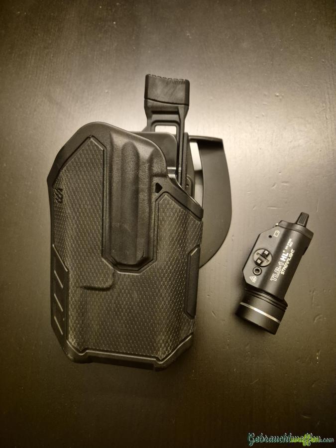 Set Streamlight TLR1-HL und passendes Blackhawk Omnivore Holster — holster kaufen Schweiz