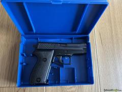 SIG-Sauer P225 9x19mm Parabellum/Luger/NATO