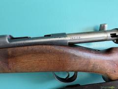 Karabiner und Bajonett
