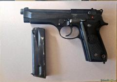 Beretta 92s 9x19mm Parabellum/Luger/NATO