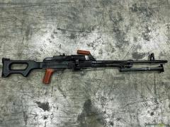 Seriefeuerwaffe China M80 PKMS 7.62 x 54R + Munition