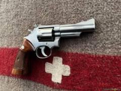 Smith & Wesson Modell 66 Combat Magnum