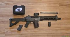 SIG-Sauer SIG 551 SB .223 Remington