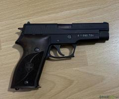 Sig (P75) 220