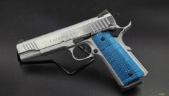 Chiappa Armi 1911 9mm mit blauen Griffstück