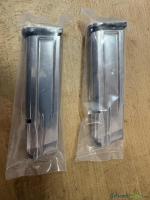 2x Neu Check Mate 2011 TWC 17 Schuss Magazin  Jacob grey