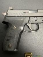 SIG-Sauer P229 S4 9x19mm Parabellum/Luger/NATO