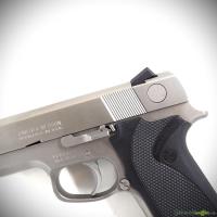 Smith & Wesson Model 4556 DAO cal. .45 ACP (1991)