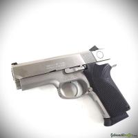 Smith & Wesson Model 4556 DAO cal. .45 ACP (1991)
