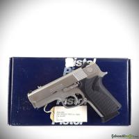 Smith & Wesson Model 4556 DAO cal. .45 ACP (1991)