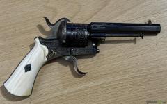 Antike Belgische Revolver