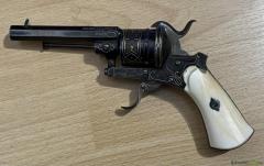 Antike Belgische Revolver