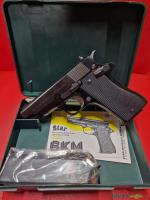 Zu verkaufen: eine Star BKM-Pistole, Kaliber 9x19 mm, in ausgezeichnetem Zustand