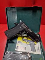 Zu verkaufen: eine Star BKM-Pistole, Kaliber 9x19 mm, in ausgezeichnetem Zustand