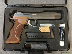 P 210 Super Target 6 Pistole