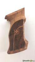 Neue SIG 210 Target Nussbaum Griffschalen