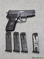 SIG-Sauer P228 9x19mm Parabellum/Luger/NATO