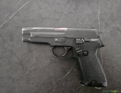 SIG-Sauer P220 9x19mm Parabellum/Luger/NATO