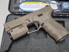 reserviert Stoeger STR-9 9x19mm Parabellum/Luger/NATO