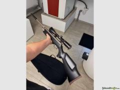 Weihrauch HW 35K F Black Silence – 4,5 mm, inkl. Schalldämpfer & Zielfernrohr + Tasche
