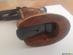 Neue SIG 210 Target Nussbaum Griffschalen