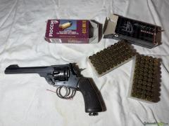 1 Webley + Scott Revolver, Kaliber 455