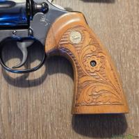Colt Python 8