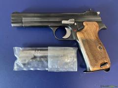 SIG-Sauer P 210 - 1 7.65x22mm Parabellum / 7.65x22mm Luger /.30 Luger
