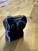 Reddot Aimpoint Micro T-1 2 MOA inkl. Riser für Picatinny Rail