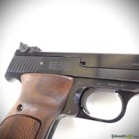 Smith & Wesson Model 41 ''The .22 Rimfire Target Pistol'' cal .22LR (1978)