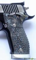 Hogue Extreme Series G10 Griffschalen  für die SIG Sauer P226 s X-Five X-Six.