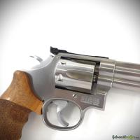 Smith & Wesson Model 617 K-22 Masterpiece cal..22LR (1991)