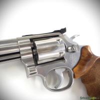 Smith & Wesson Model 617 K-22 Masterpiece cal..22LR (1991)