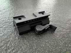 Aimpoint Comp M4s mit Corvus Defensio und B&T Schnellmontage.