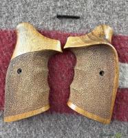Karl-Nill-Griffschalen für S&W-Revolver mit K/L-Rahmen