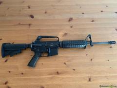 Colt M16 Commando
