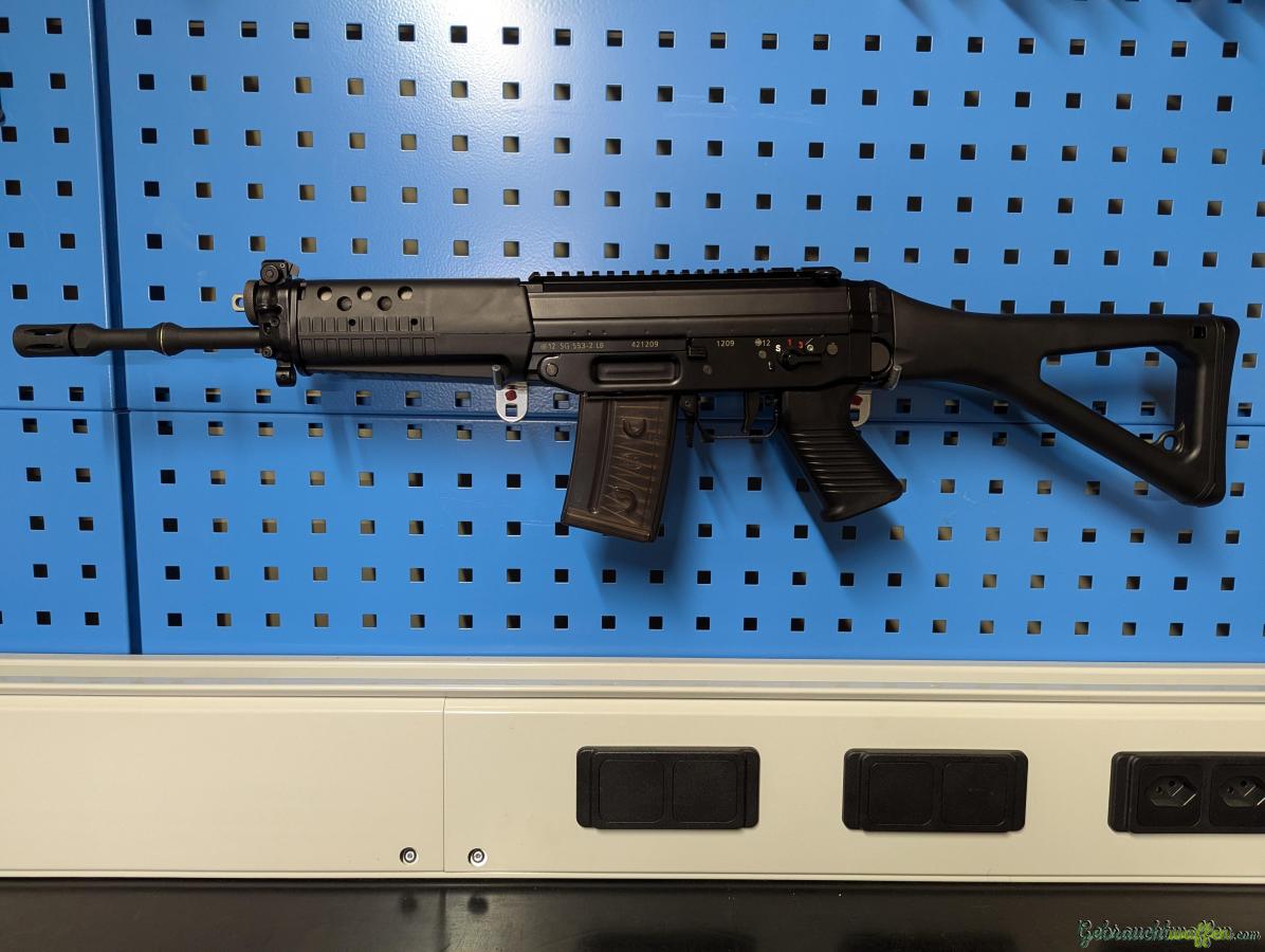 SIG 553-2 LB Seriefeuer / Automat — buechsen kaufen Schweiz