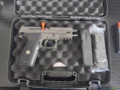 SIG-Sauer P226 Legion