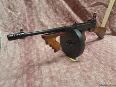 A vendre une Thompson 1928 rare et neuve!