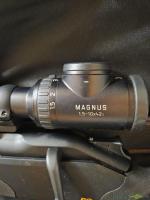 Leica Magnus 1,5-10x42