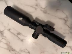 EOTECH VUDU 5-25x TR3 Zielfernrohr (VDU5-25FFTR3) mit EOTECH-Montage.