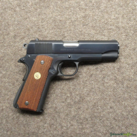 pistola COLT mod. Combat Commander cal. 9mm Para
