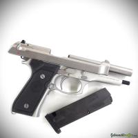 Beretta Model 92FS cal. 9mmP (2004)